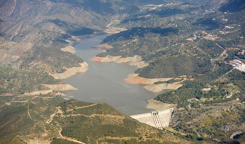 Imagen del artículo Aprobada la mayor capacidad en la interconexión hídrica de la Costa del Sol Occidental con Málaga